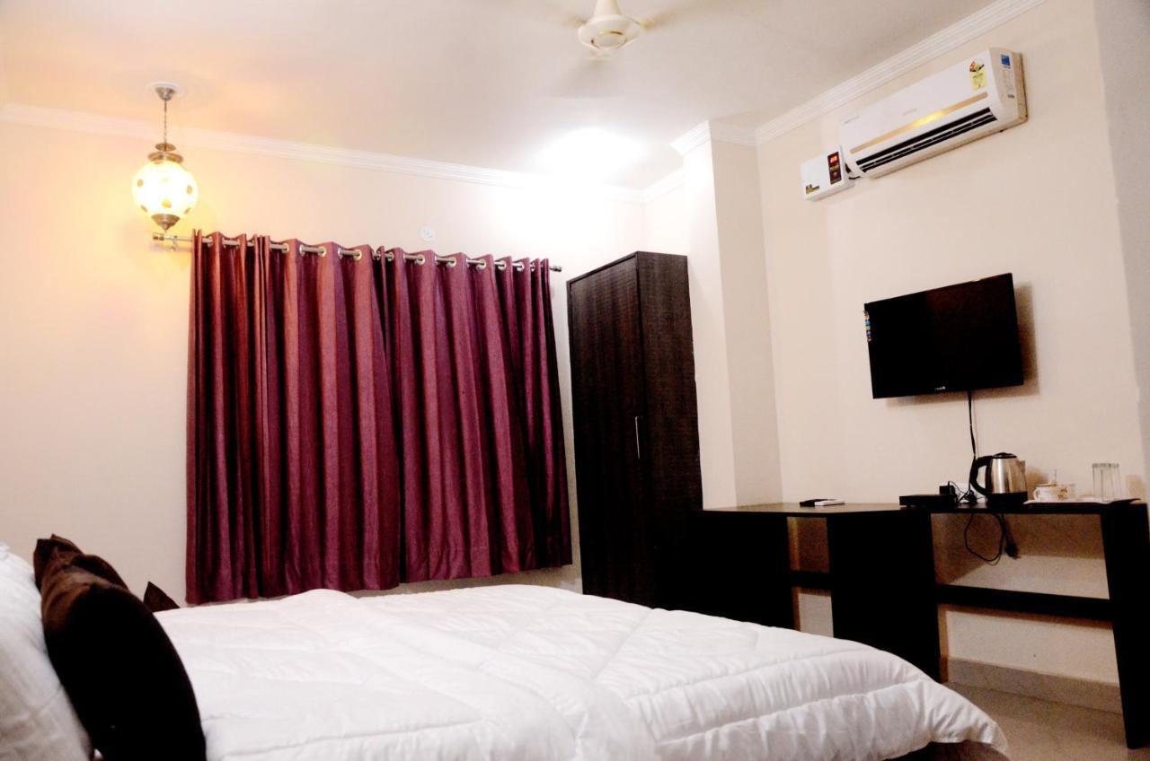 Hotel Golden Sunrise inn Amritsar Buitenkant foto