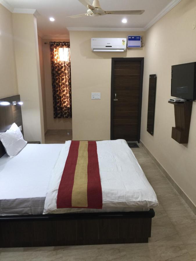 Hotel Golden Sunrise inn Amritsar Buitenkant foto